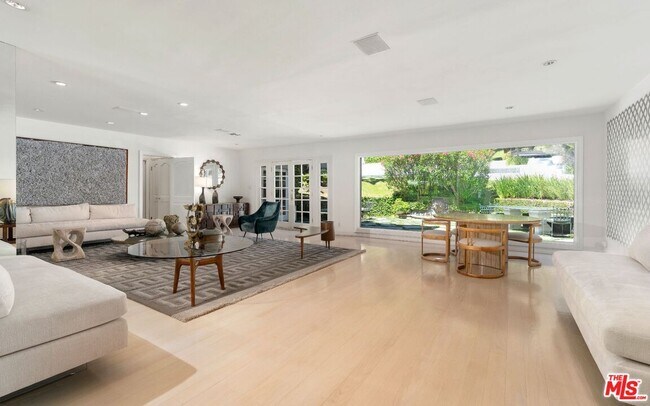 1241 Stone Canyon Rd