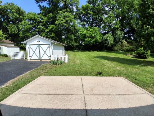 Photo - 1923 Woodmont Dr