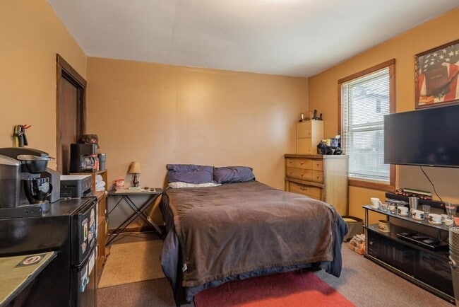 Photo - 48 Pleasant St Unit 2