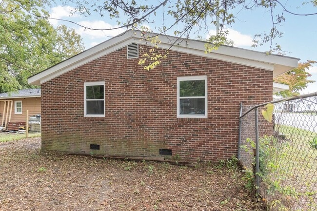 Photo - Beautiful Single Family Home!