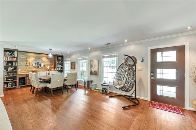 Photo - 1651 Murdock Rd