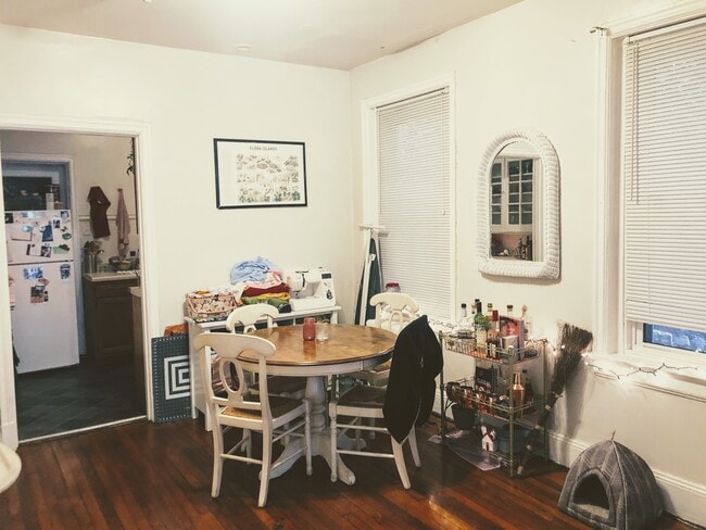 Dining Room - 1424 Grove Ave Unit 1424 Grove Ave.