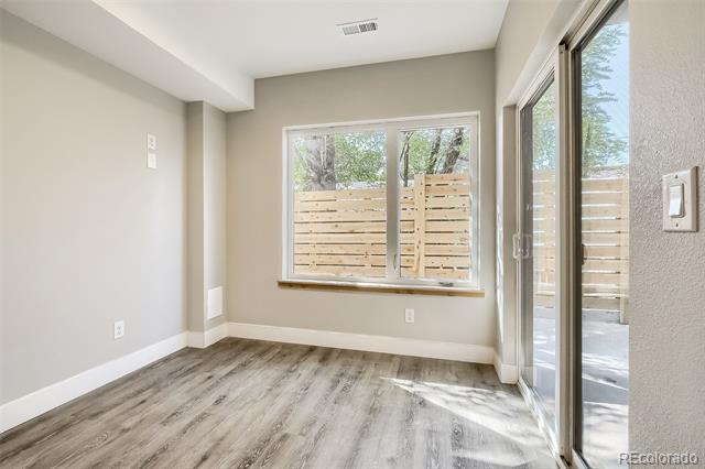 Photo - 3820 Jason St