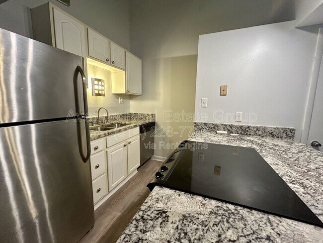 Photo - 1523 S 10th St Unit Apt 109