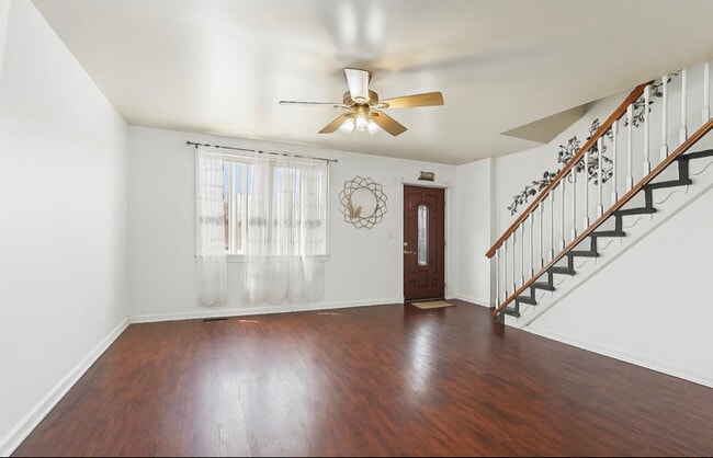 Photo - 1131 Fanshawe St