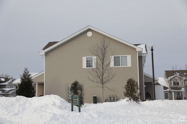Pheasant Crest Townhomes
