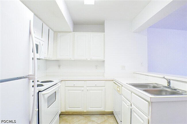 Photo - 4113 Residence Drive Unidad 211