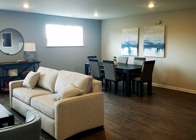 Community Room - Rooney Ridge