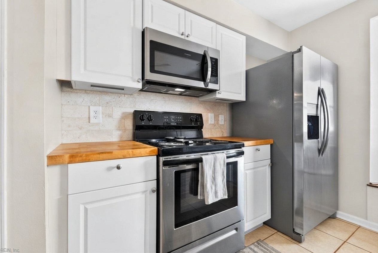 Photo - 1310 Chickadee Ln