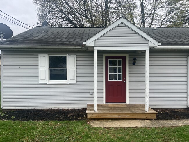 Building Photo - 2 Stoltzfus Ln Unit 2 Stoltzfus Lane