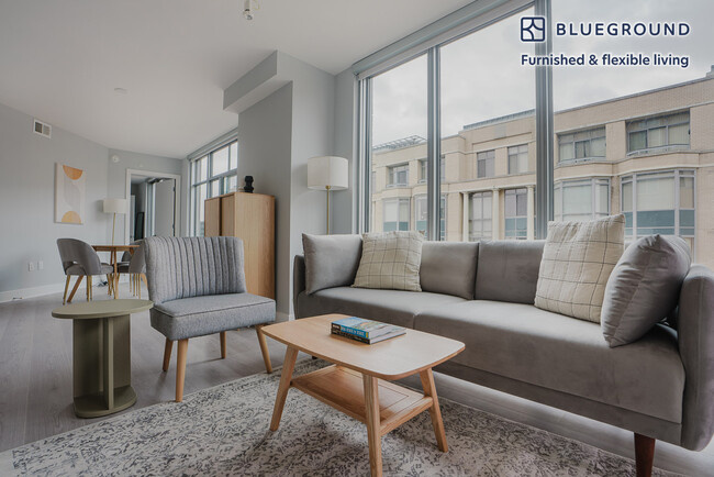 Building Photo - 4850 Rugby Ave Rental