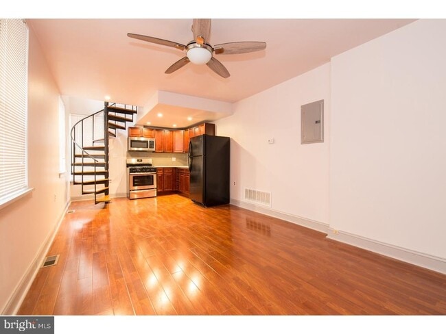 Building Photo - 803 Corinthian Ave Rental