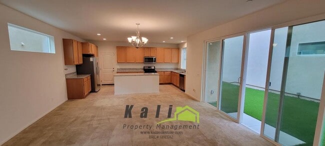 Photo - 1333 Pershing Rd