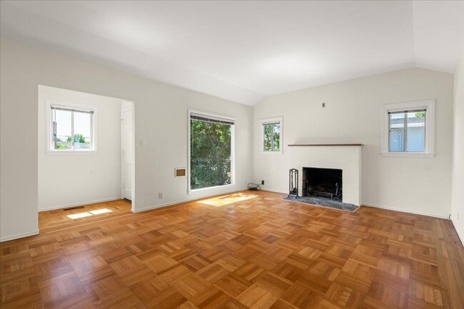 Photo - 1017 10th Ave