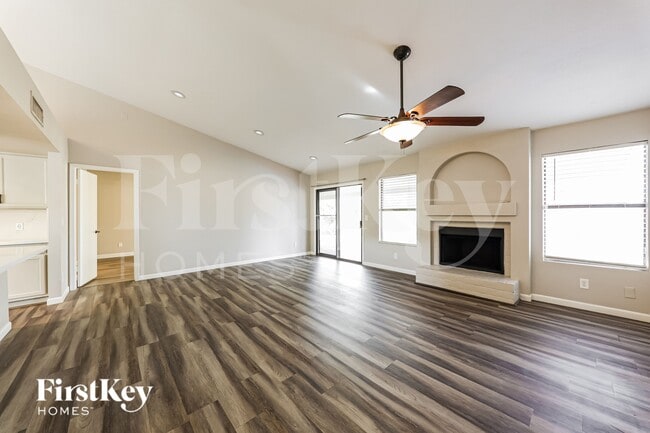 Photo - 19626 N 14th Pl