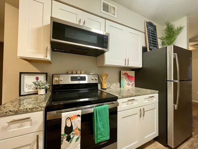 Photo - City Walk Villas | 1 & 2 Bedroom Apartments in Mount Dora, FL