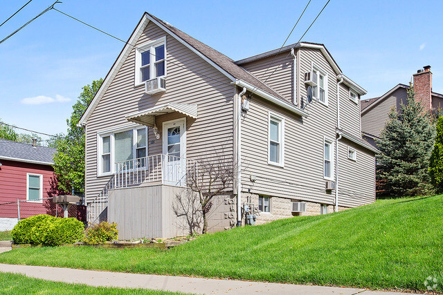 Building Photo - 512 Porter St Rental