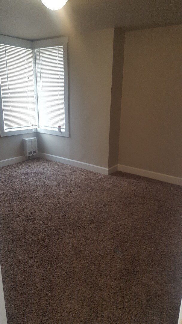 Photo - This Charming 2 bed, 1 bath Single Family Home is available August 10th!!