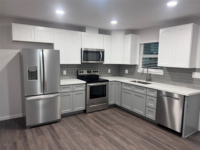 Photo - 15530 Towerwood Dr