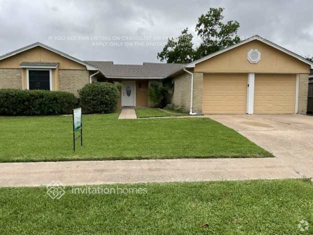 Building Photo - 2835 Pilgrims Point Dr Rental