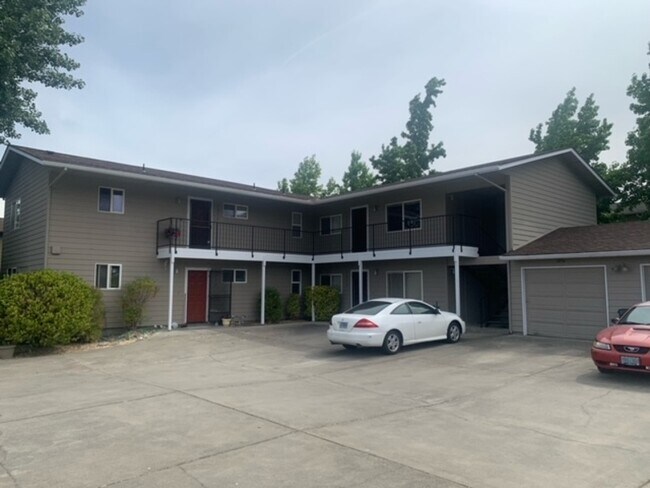 Photo - 1852 Medart Ln