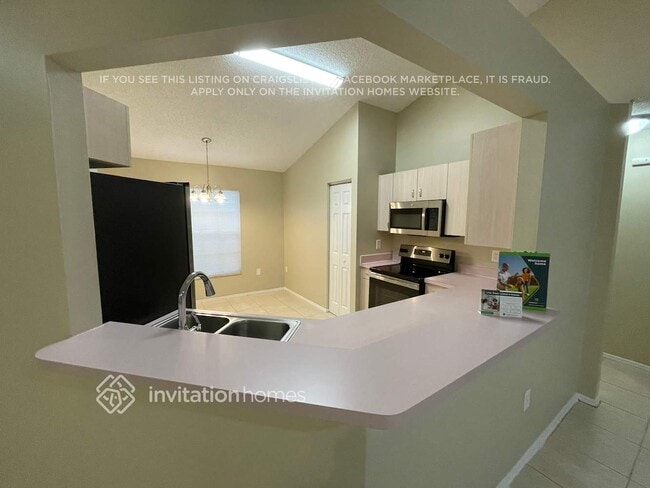 Photo - 3419 6th Ave W