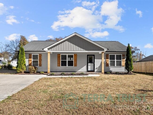 Photo - 806 Grace Ave