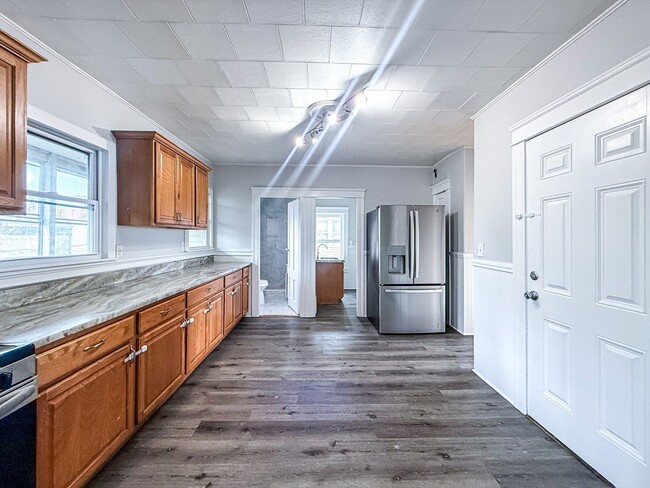 Photo - 18 Ellsworth St Unit 3