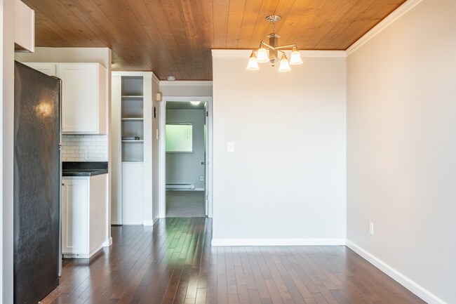 Lakeview Place
