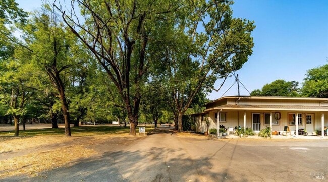 Building Photo - 1515 Warm Springs Rd Rental