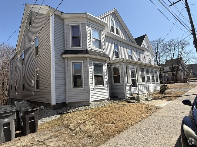 Building Photo - 37 S Main St Unit 2 Rental