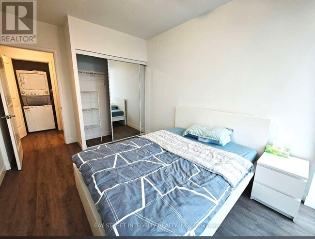 Photo - 22 Hughson St. N Unité 3001