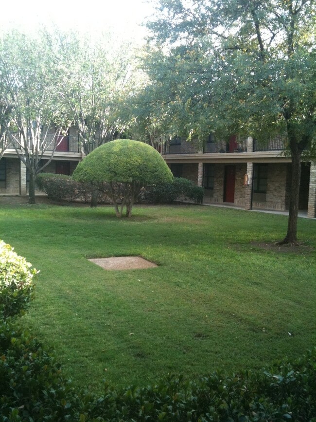 Photo - 1226 Baylor Ave