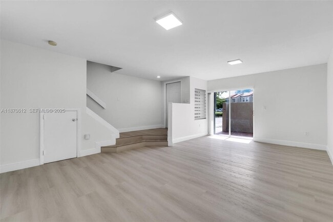 Building Photo - 6514 SW 128th Pl