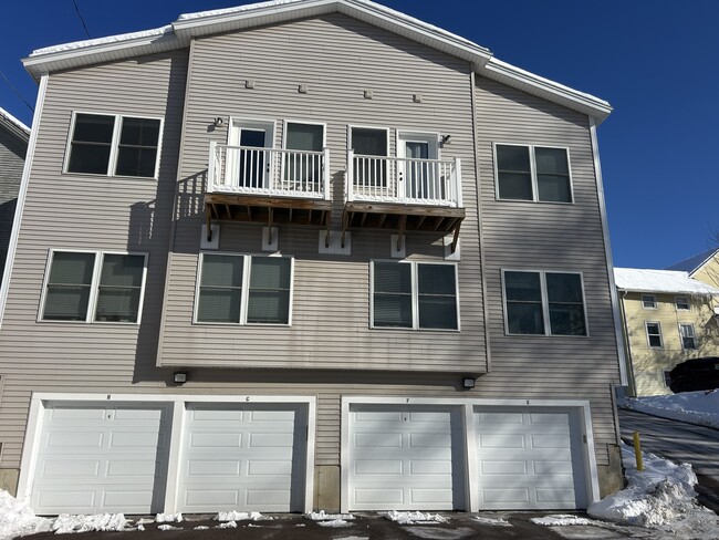 Photo - 14 E Spring St Unit H