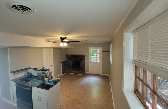 Photo - 129 Reservoir Ridge Dr Unidad 122 Res Rdg Downstairs
