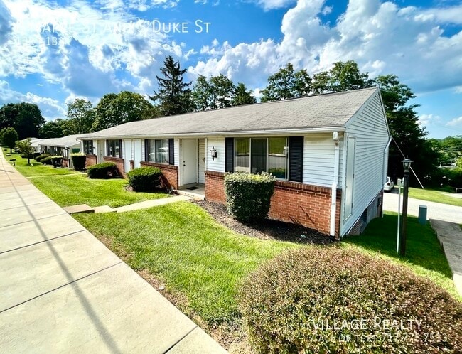 Photo - 509 E Maple St Apartment Unit A