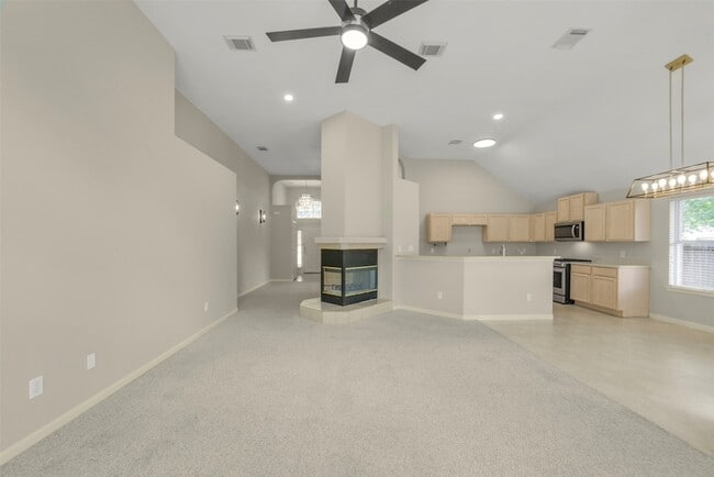 Photo - 19254 Dillsbury Ct