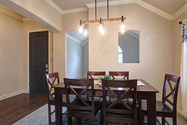 Photo - 2440 Deerwood Dr