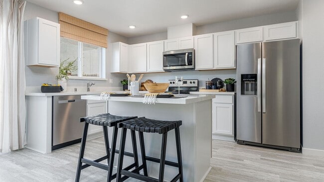 Photo - 4 Bed 2.5 Ba 2 Story 2 Car