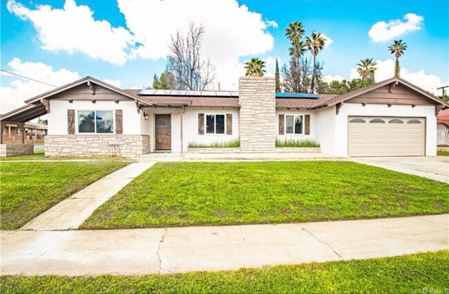 Building Photo - 168 W Wedgewood Ct