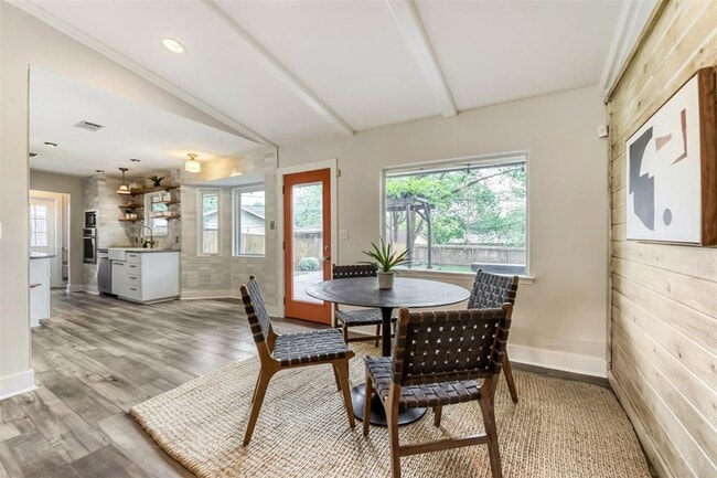 Photo - 2501 Audubon Pl