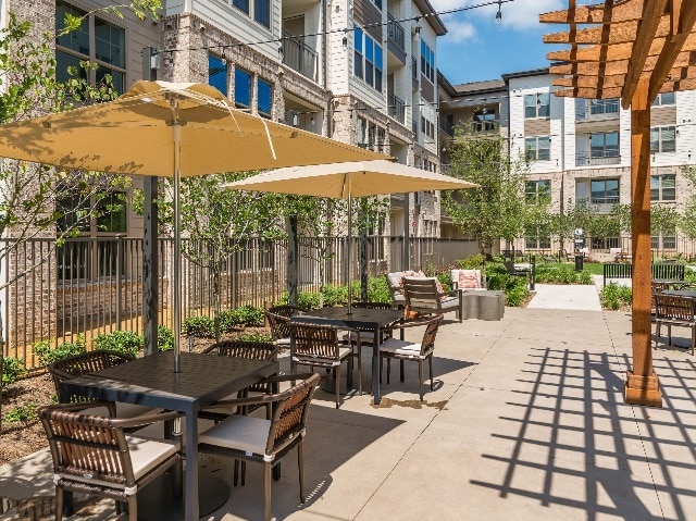 Outdoor Lounge