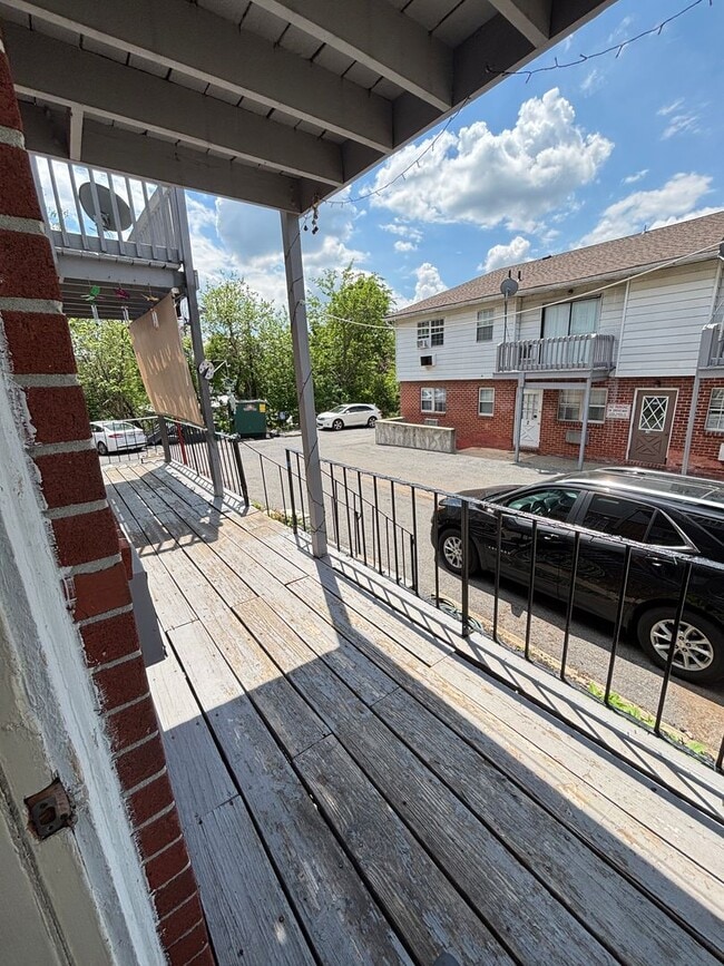 Photo - 820 W Susquehanna St Apartment Unit 2