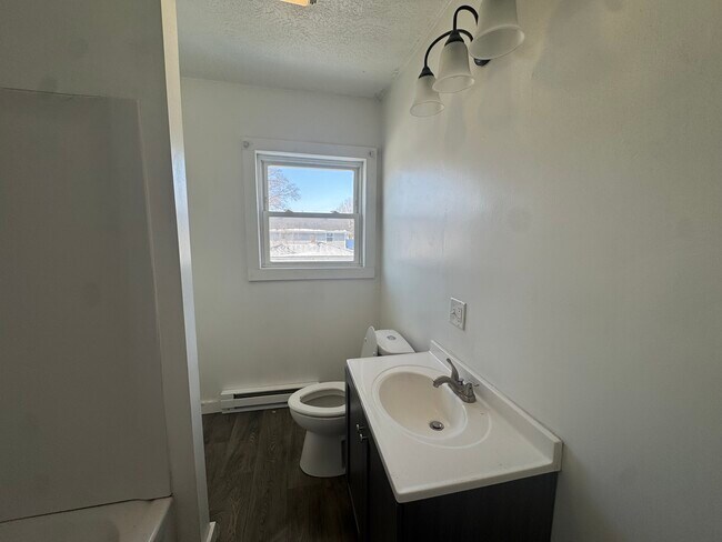 Photo - 723 W Jefferson St Unit 2