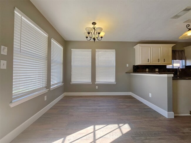 Building Photo - 23527 Cansfield Way