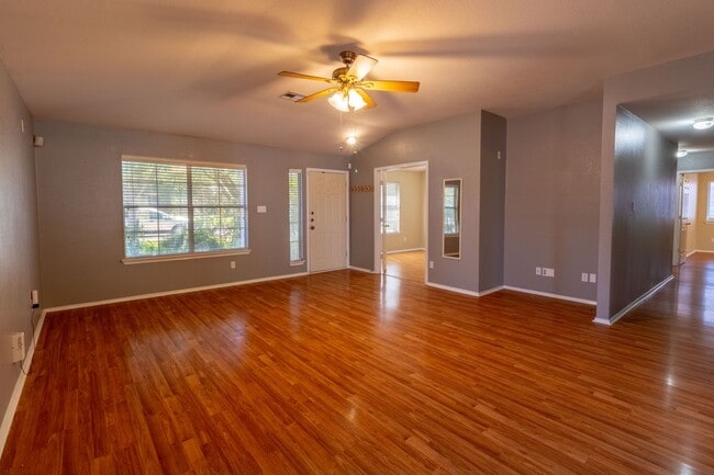 2557 Vernell Way