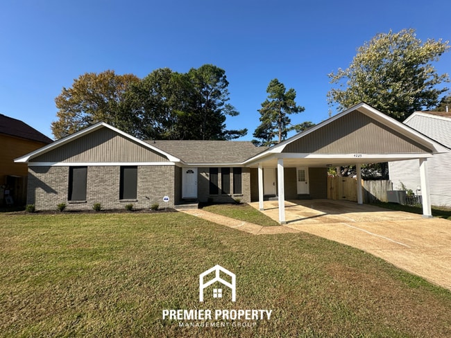 Building Photo - 4225 Willow Park Dr