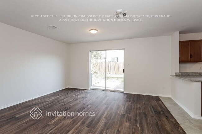 Photo - 9982 Hawksbill Peak