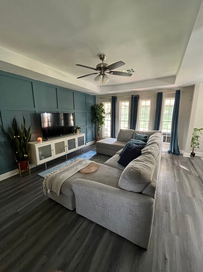 Photo - 2812 Shannon Dr